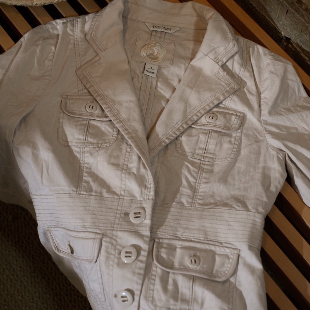 White House Black Market Cargo Jacket White 3/4 Sleeve With Wrap Tie